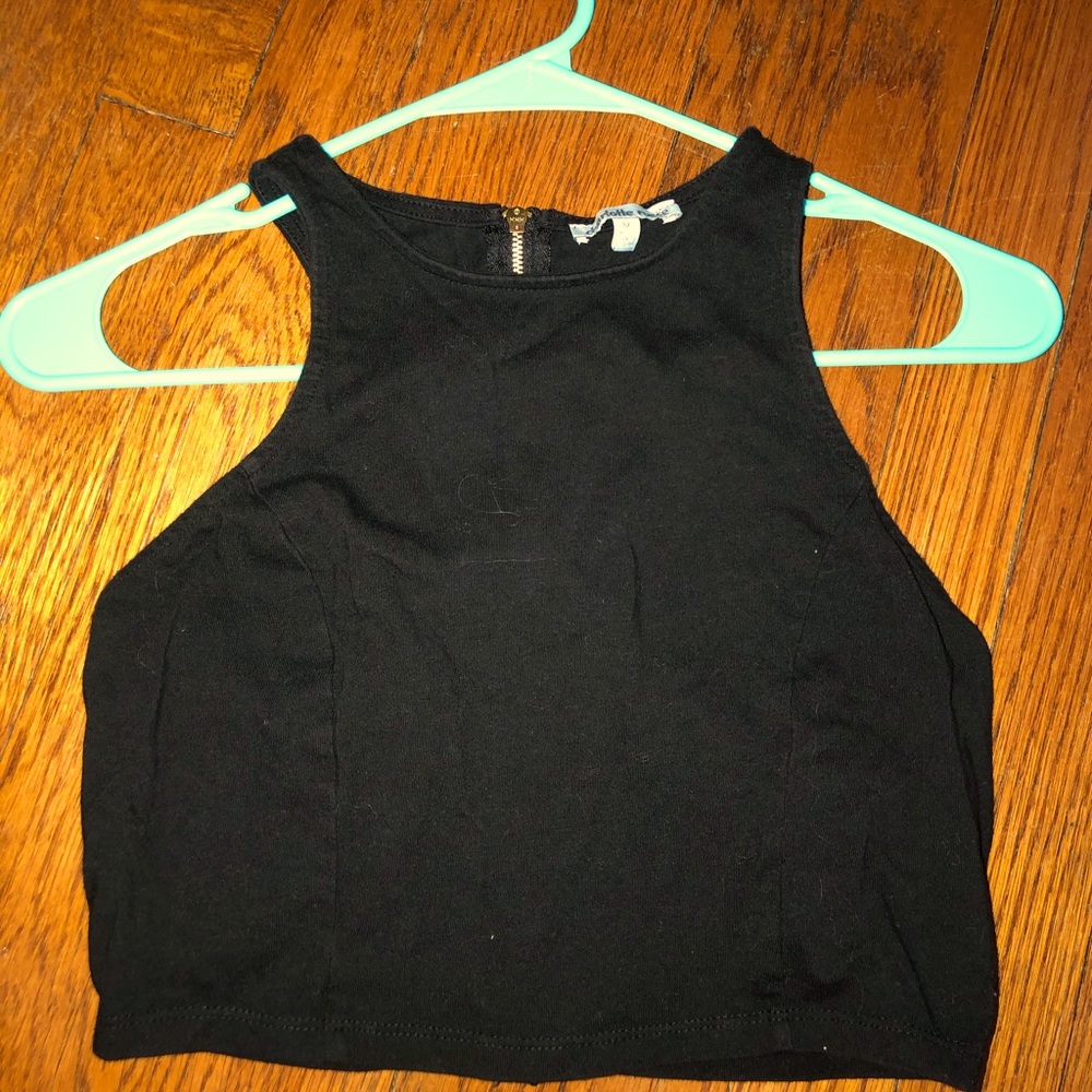 Black crop top